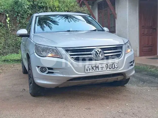 Volkswagen Tiguan 2010 photo 2