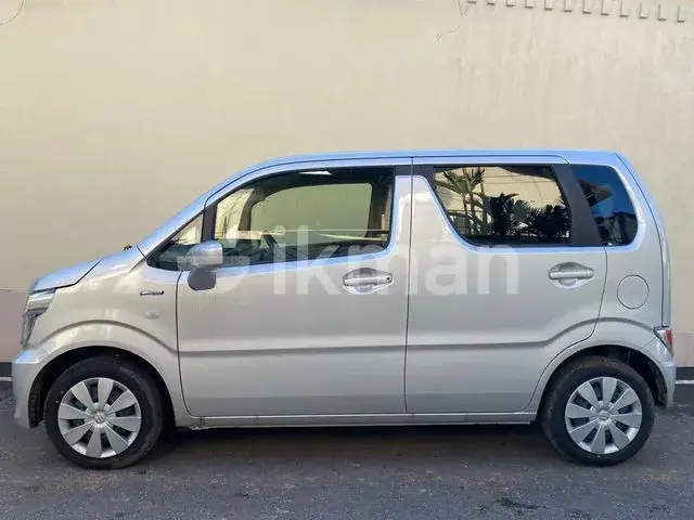 Suzuki Wagon R Fx 2025 photo 3