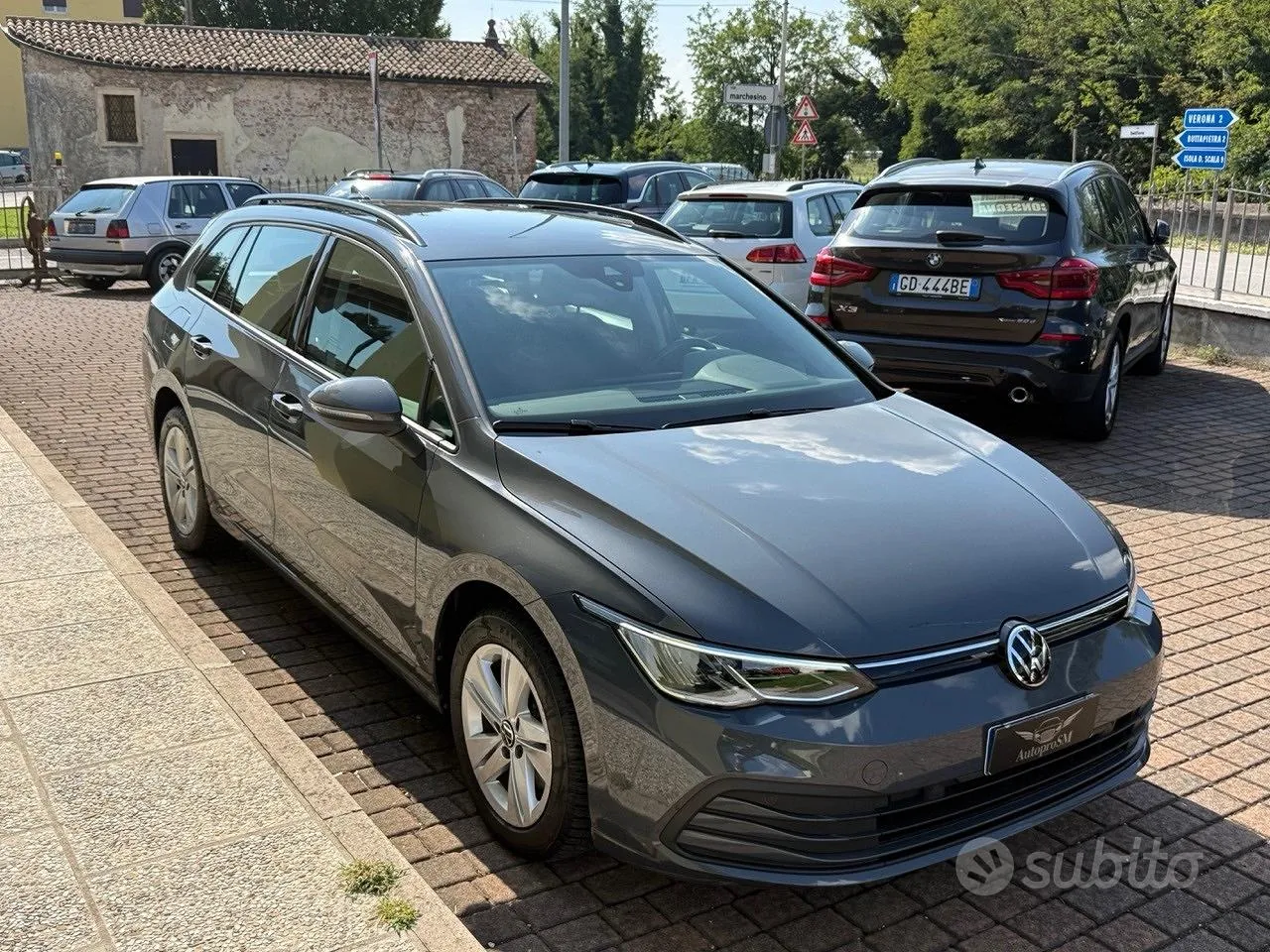 Volkswagen Golf 2022 photo 2