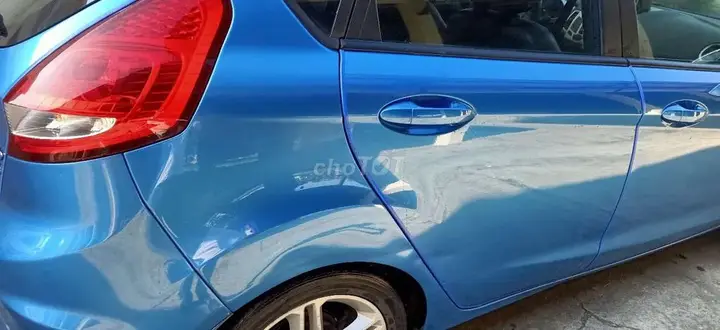 Ford Fiesta 2011 photo 3
