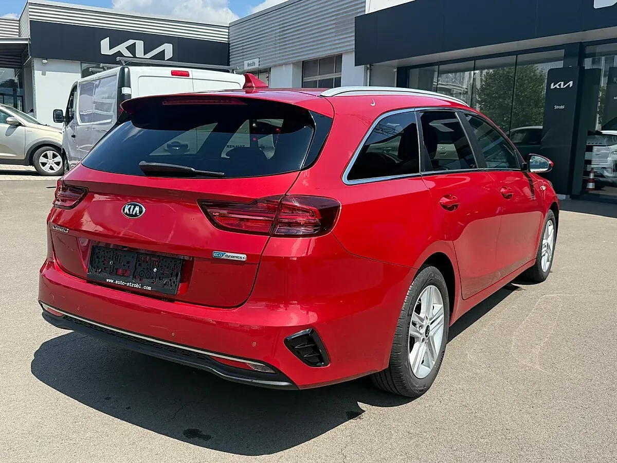 Kia Ceed 2022 photo 3