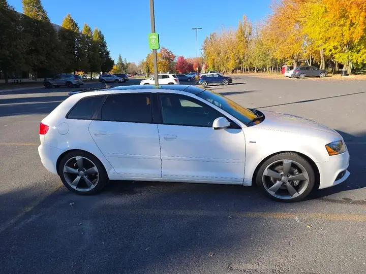 Audi A3 2013 photo 2