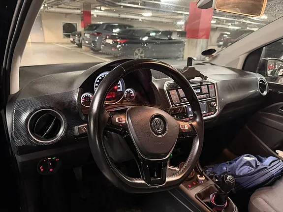 Volkswagen Up 2018 photo 5