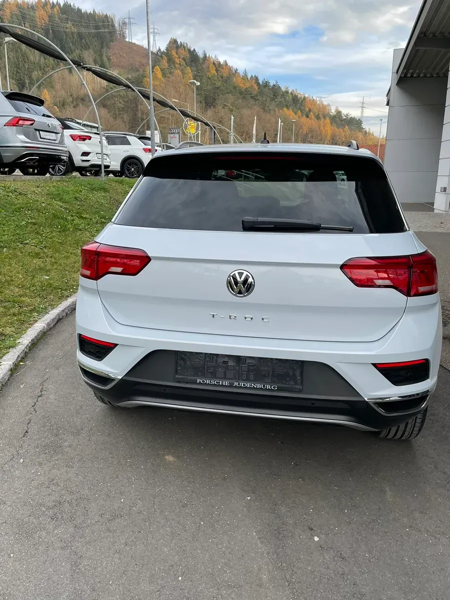 Volkswagen T-Roc 2020 photo 3