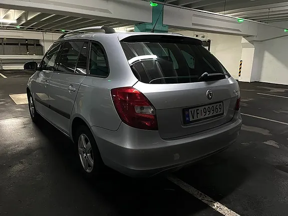Skoda Fabia 2008 photo 5