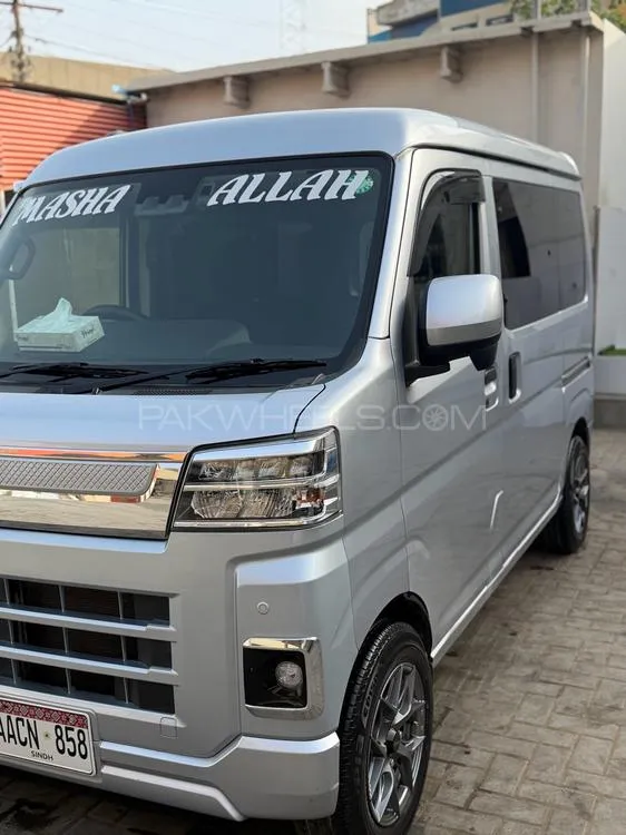 Toyota Pixis Van