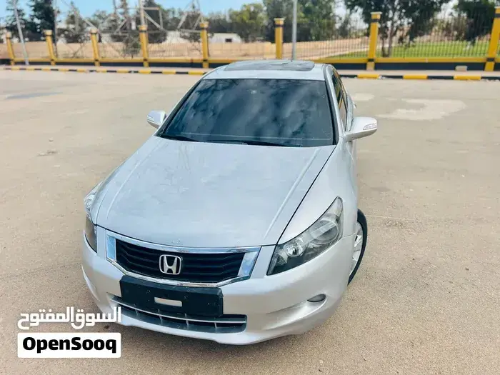 Honda Accord 2010 photo 2