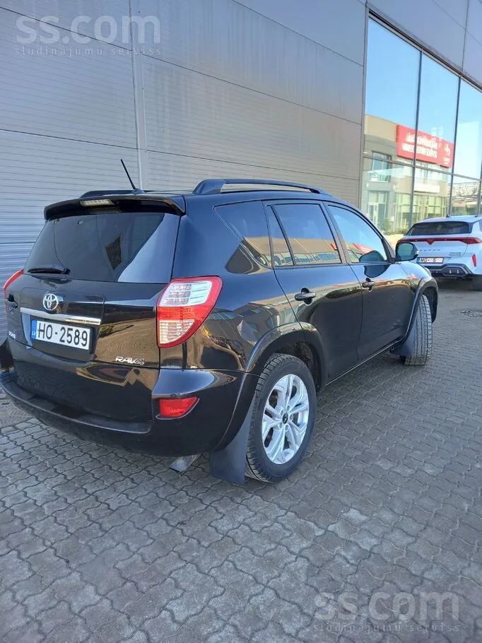 Toyota Rav4 2009 photo 3