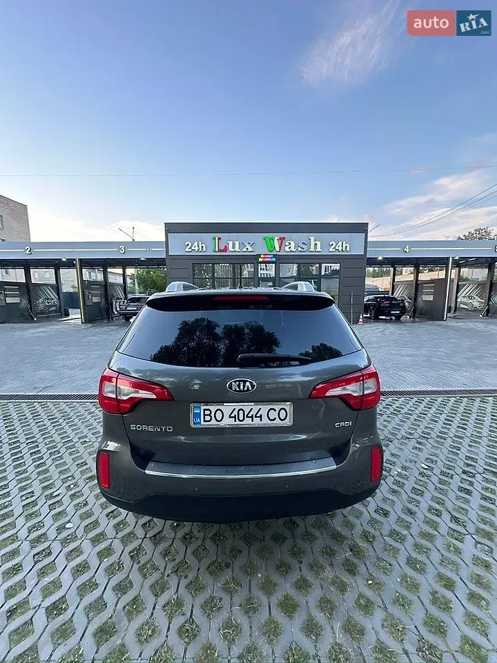 Kia Sorento 2013 photo 4