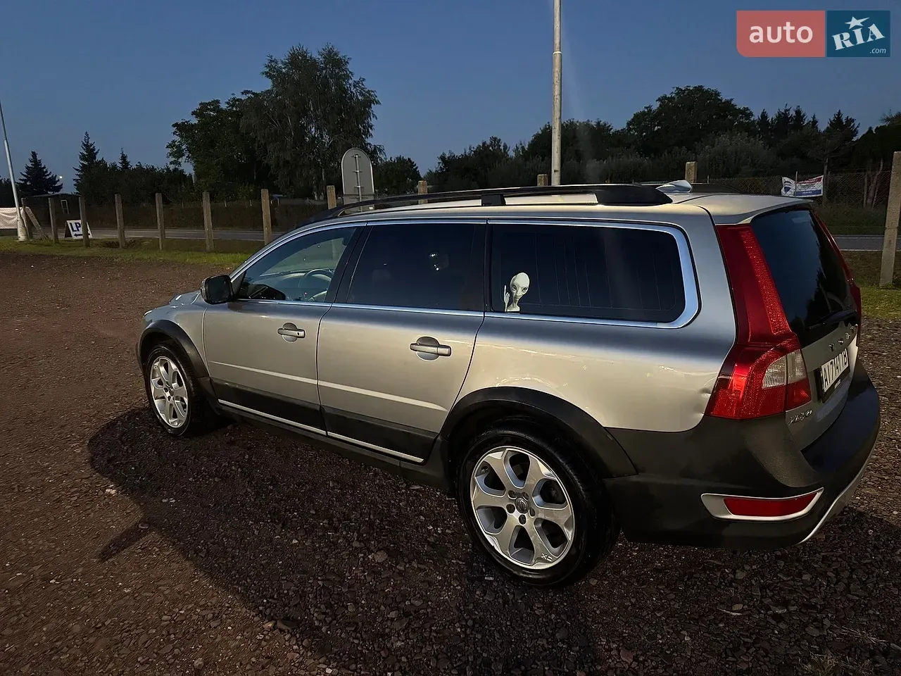 Volvo Xc70 2010 photo 2