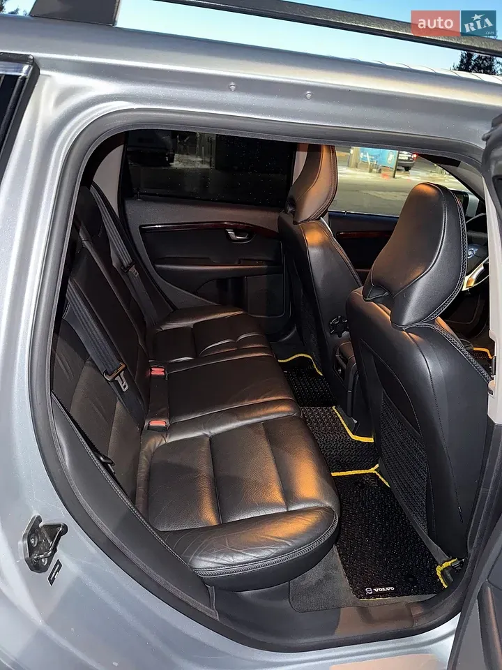 Volvo Xc70 2010 photo 4