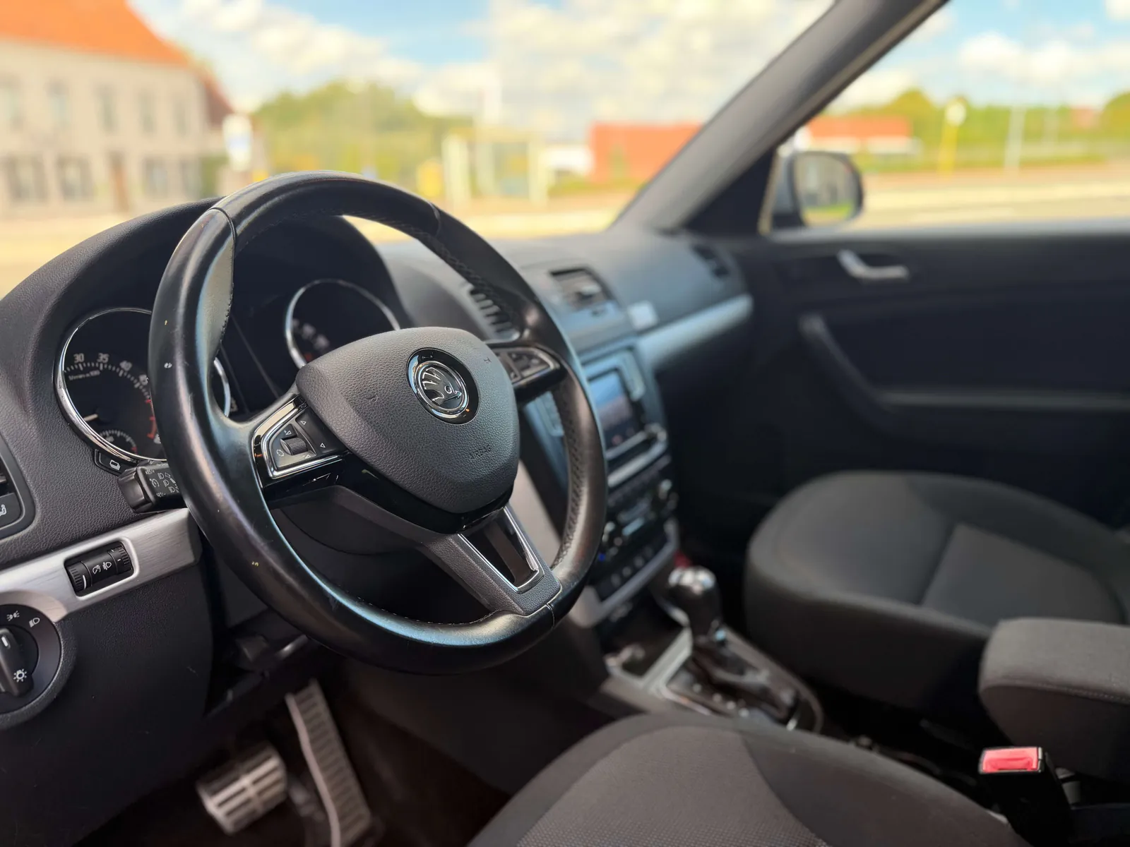 Skoda Yeti 2015 photo 4