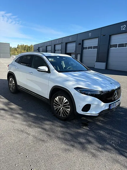 Mercedes-Benz Eqa300