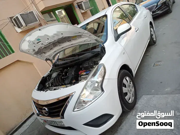 Nissan Sunny 2018 photo 3