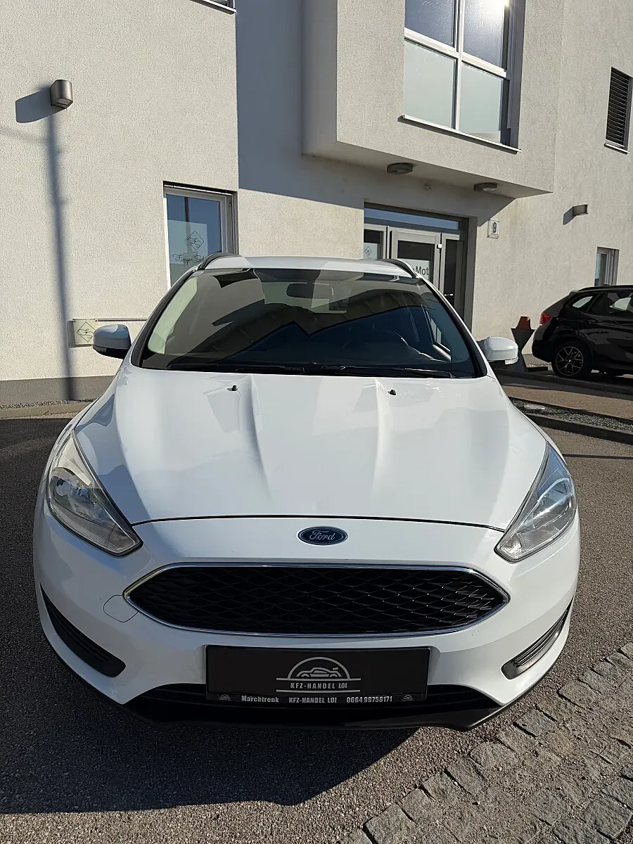 Ford Focus 2015 photo 2