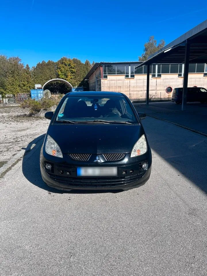 Mitsubishi Colt