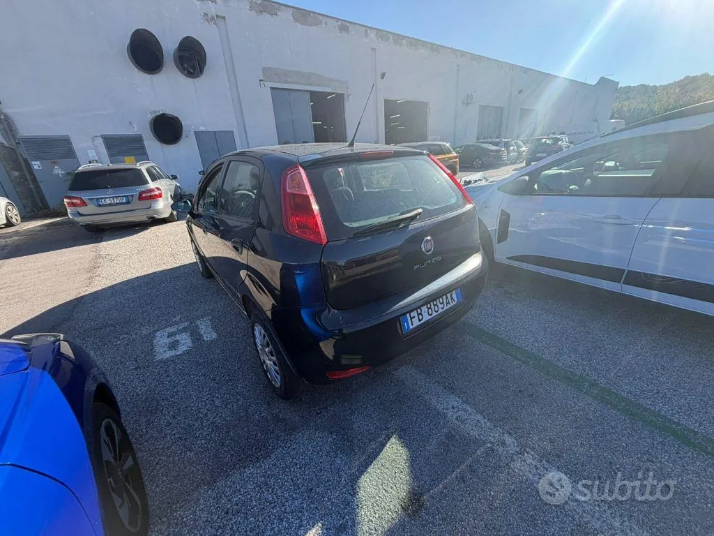 Fiat Punto 2015 photo 5