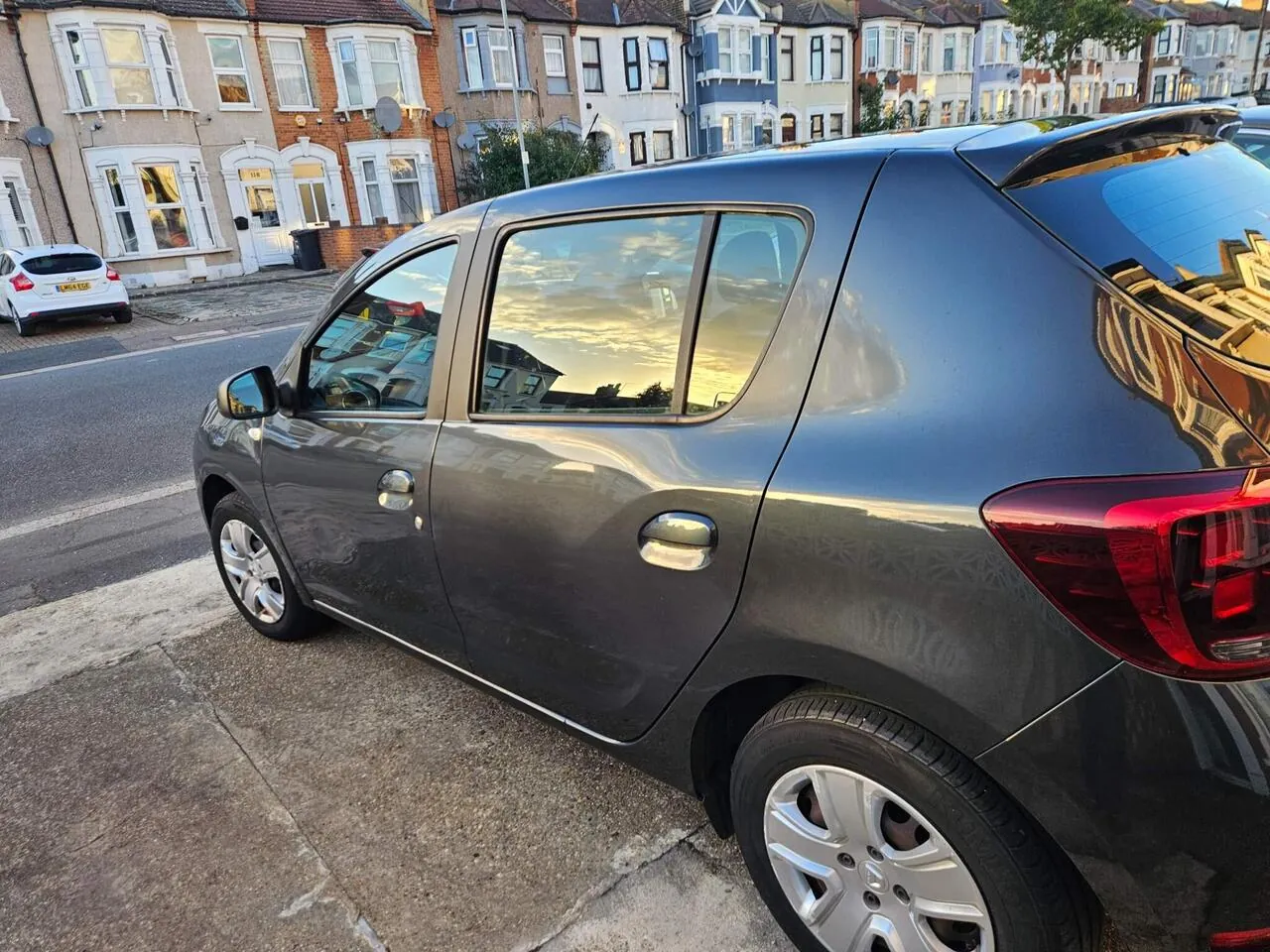 Dacia Sandero 2017 photo 3