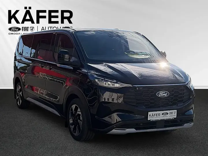 Ford Tourneo Custom photo 3