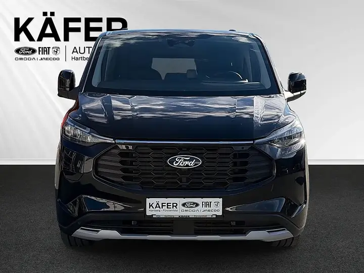 Ford Tourneo Custom photo 2