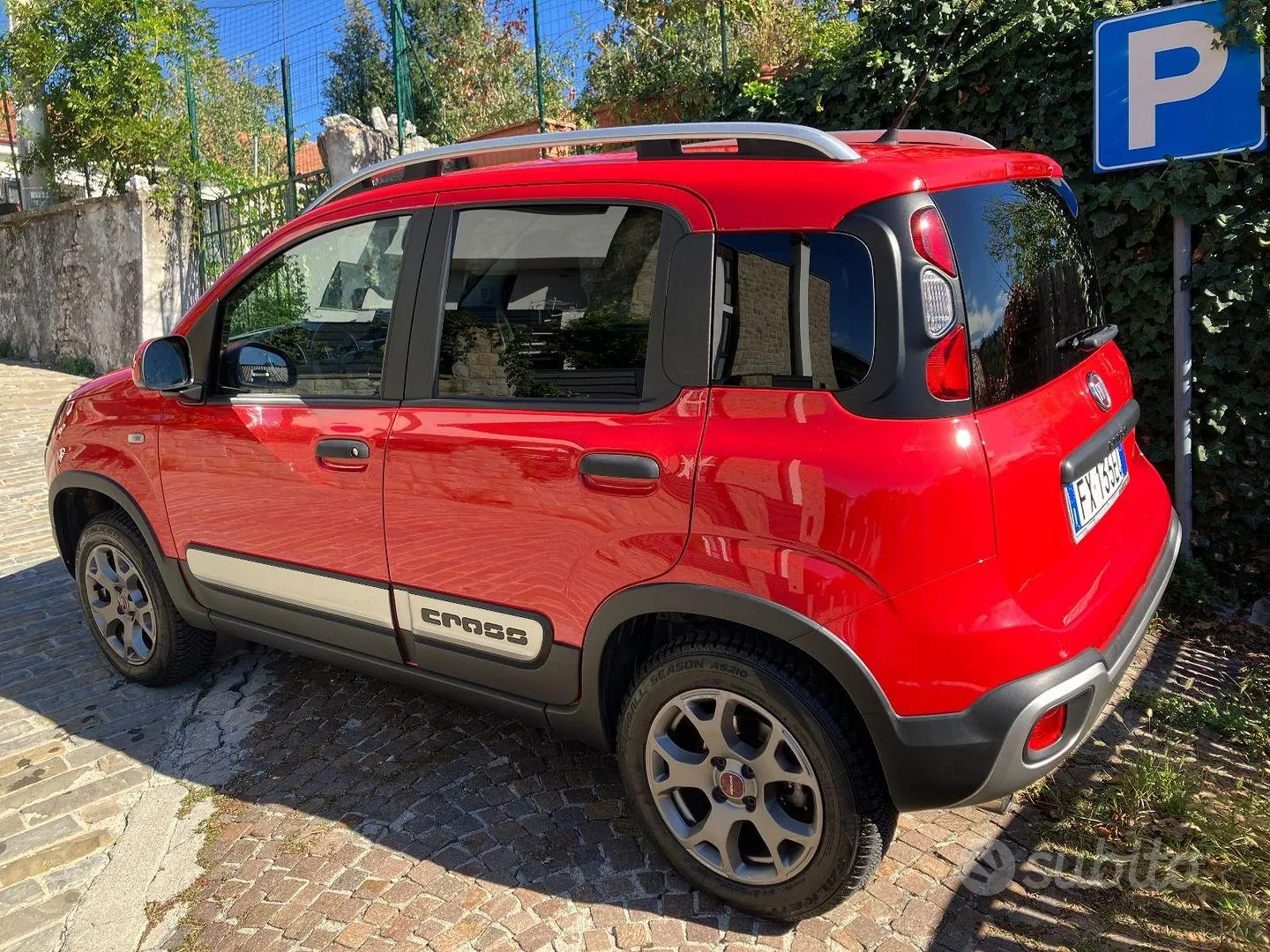 Fiat Panda Cross 2019 photo 2