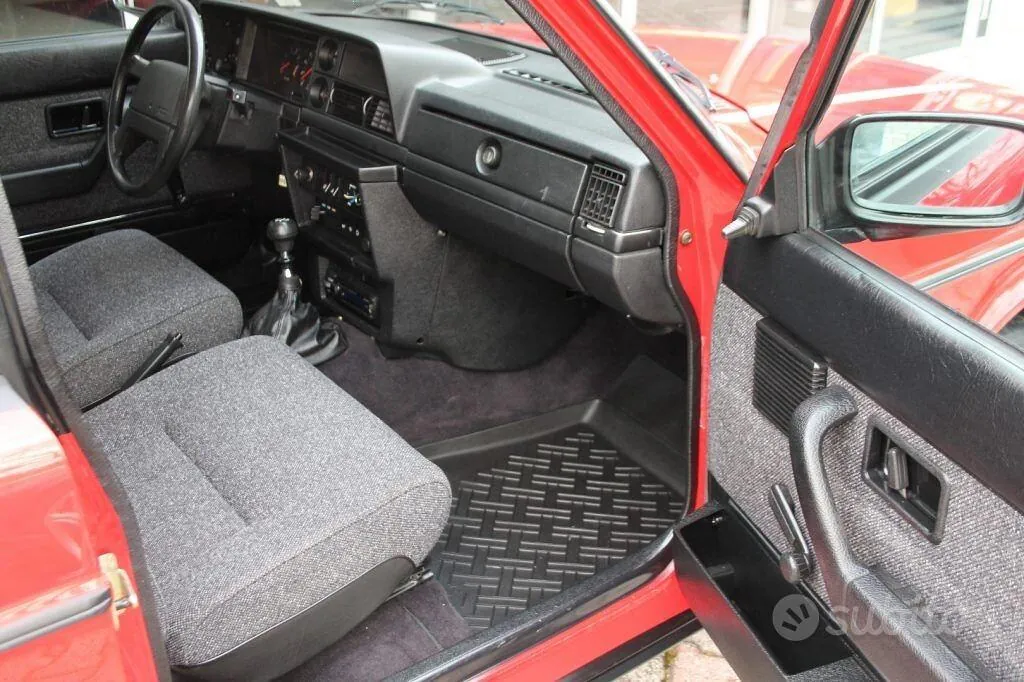 Volvo 240 1991 photo 3