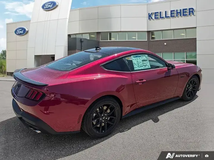 Ford Mustang 2026 photo 5