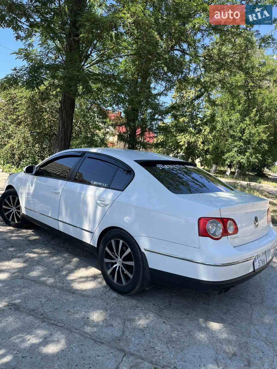 Volkswagen Passat 2006 photo 3