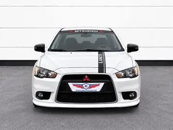 Mitsubishi Lancer 2016 photo 2