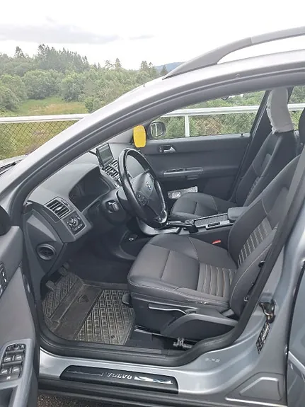 Volvo V50 2007 photo 2