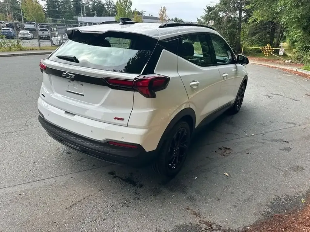 Chevrolet Bolt 2027 photo 5