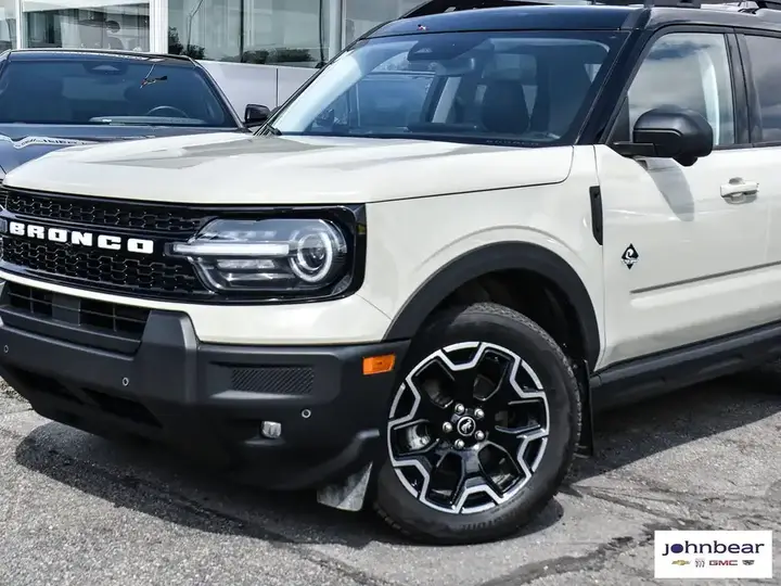 Ford Bronco Sport 2025 photo 2
