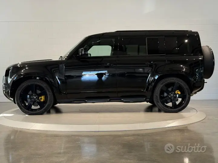 Land Rover Defender 2025 photo 2