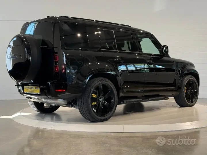 Land Rover Defender 2025 photo 5
