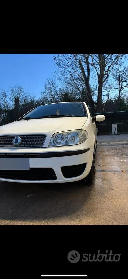 Fiat Punto 2007 photo 2