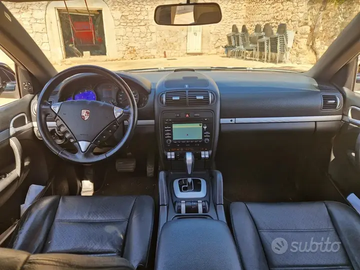 Porsche Cayenne 2010 photo 3
