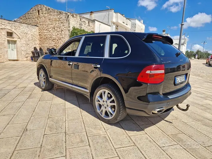 Porsche Cayenne 2010 photo 5