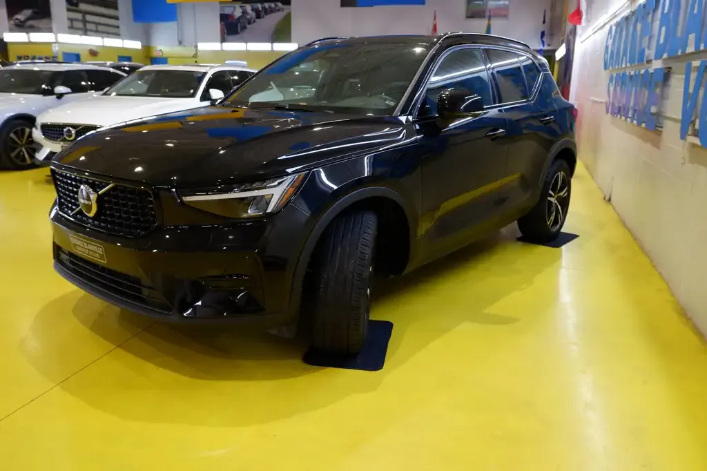 Volvo Xc40 2024 photo 3