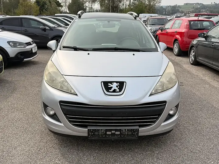 Peugeot 207 Sw 2011 photo 2