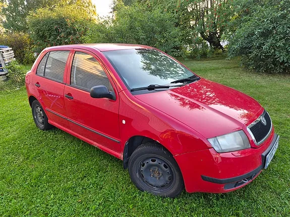 Skoda Fabia 2004 photo 3