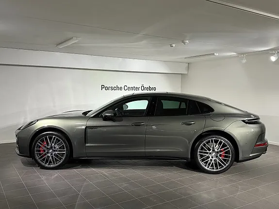 Porsche Panamera 2026 photo 4