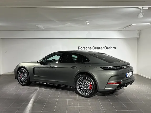 Porsche Panamera 2026 photo 2