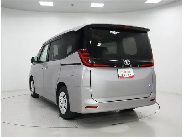 Toyota Corolla X 2023 photo 2