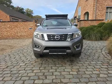 Nissan Np300 2016 photo 2