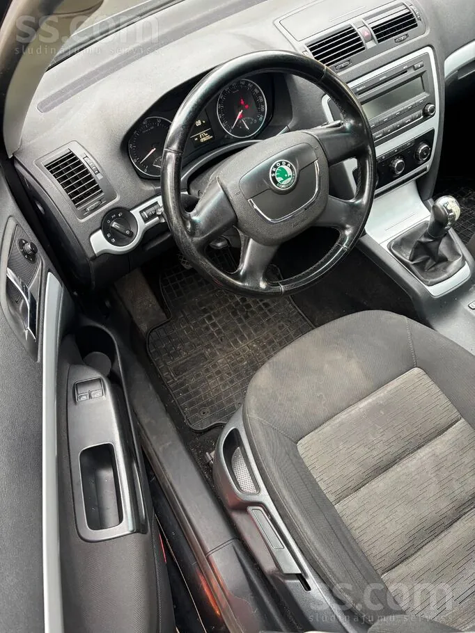 Skoda Octavia 2010 photo 5