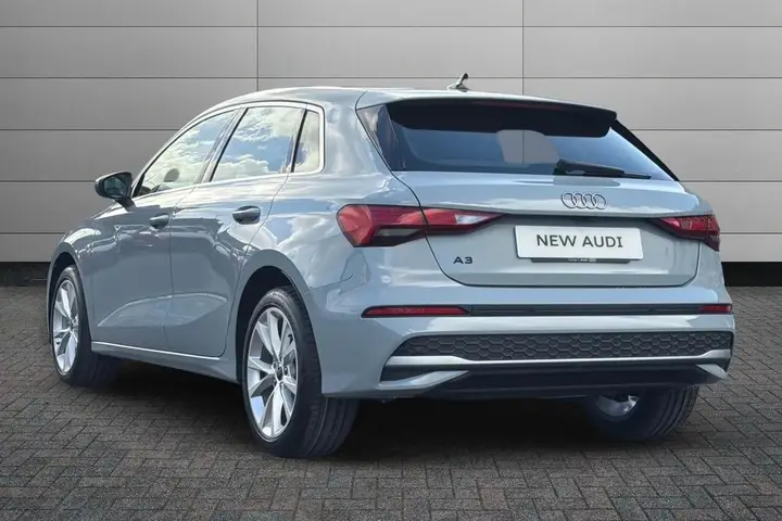 Audi A3 photo 3