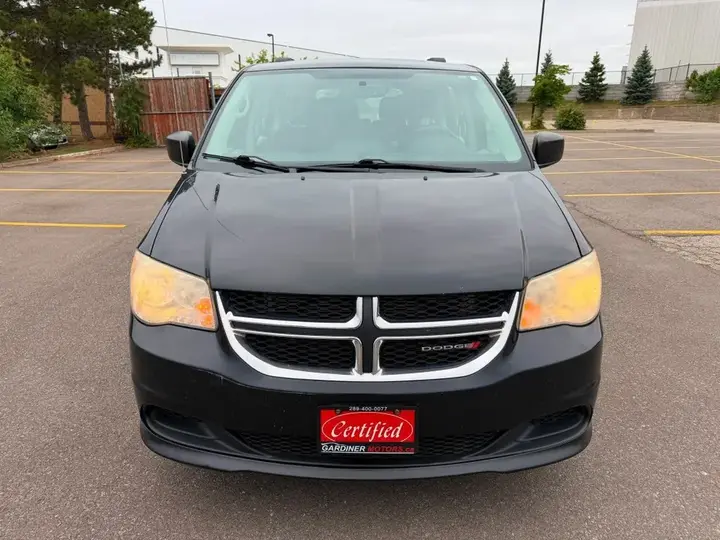 Dodge Grand Caravan 2014 photo 2