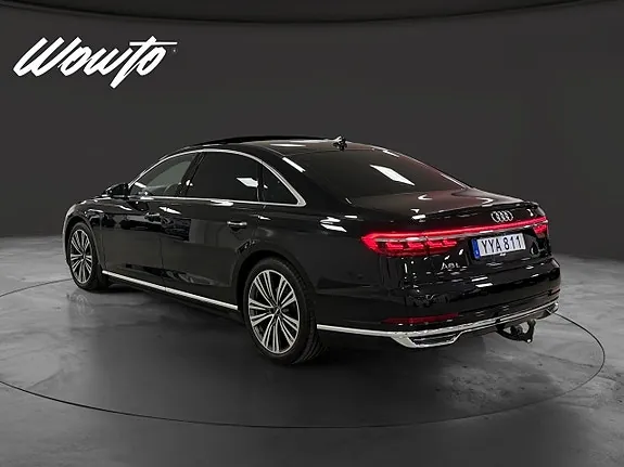Audi A8 2018 photo 5