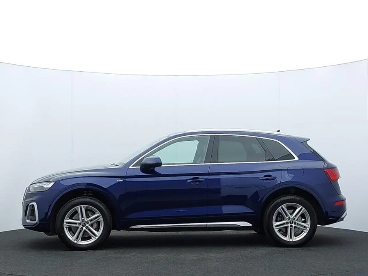 Audi Q5 2022 photo 4
