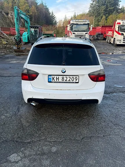 BMW 320D 2008 photo 3